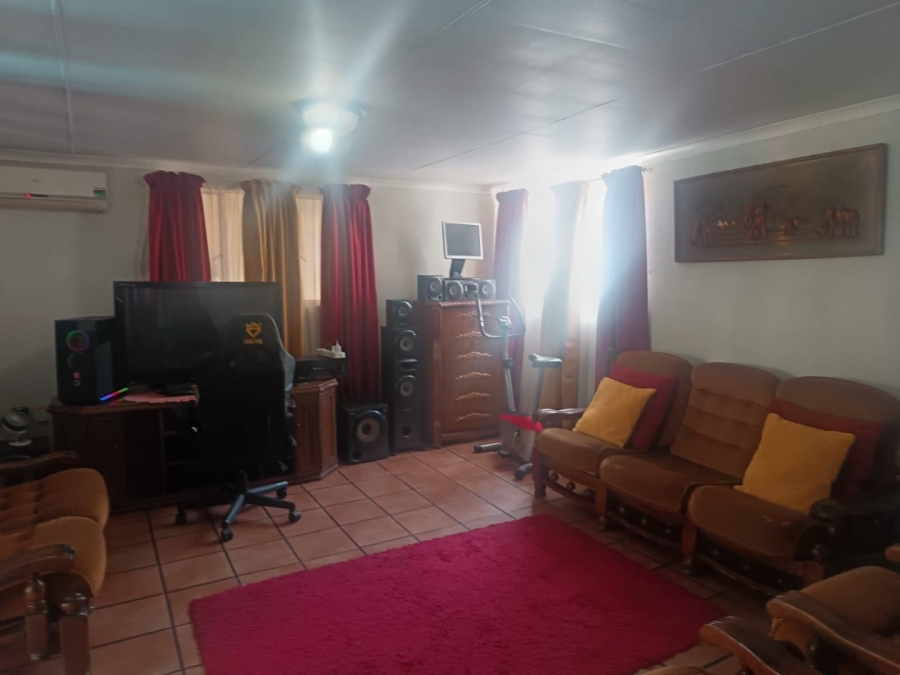 3 Bedroom Property for Sale in South Ridge Northern Cape